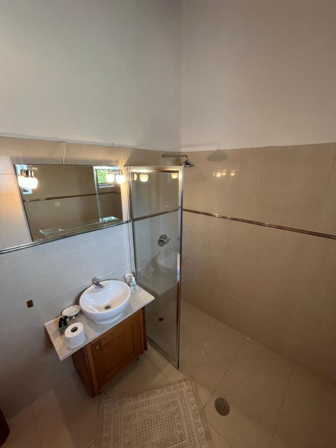 Vagelis House -