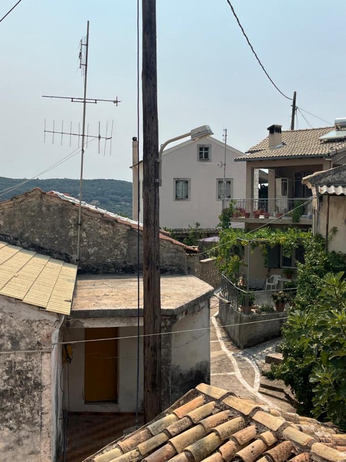 Vagelis House -